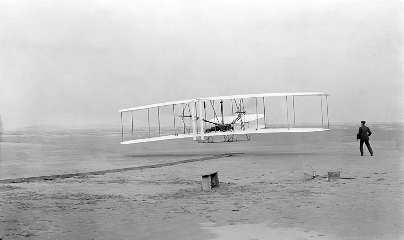 Los hermanos Wright: pioneros de la aviación