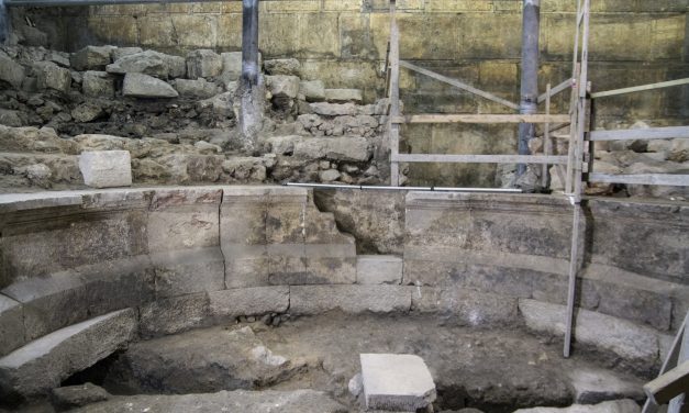 Israel descubre un anfiteatro debajo del Muro Occidental
