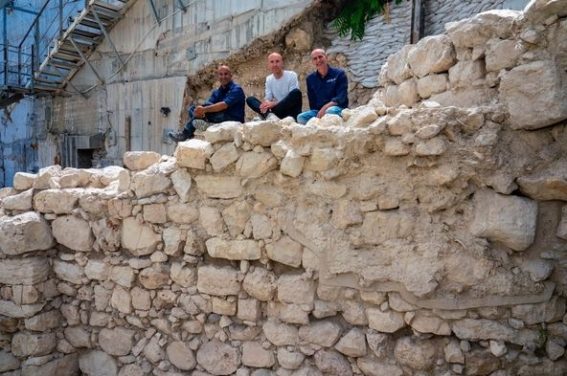 Desentierran un nuevo tramo de la muralla antigua de Jerusalén