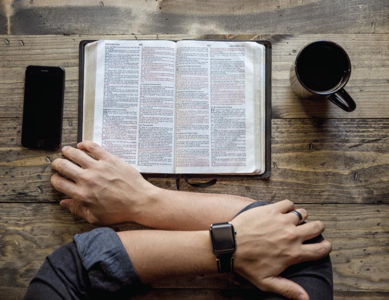 ¿Por qué es importante estudiar la Biblia dentro de su contexto?