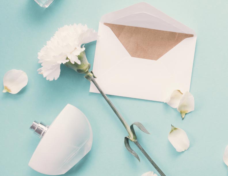 Hablando de perfumes y cartas